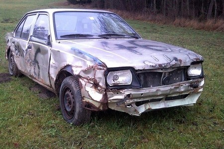 No quiero ir en coche contigo porque