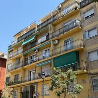 "Es como tener un radiador": un arquitecto explica por qué los toldos de Madrid y otras partes no son la mejor forma de evitar el calor