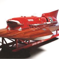 A la venta el Ferrari Arno XI, un barco de competición de récord y el único del mundo con motor Ferrari