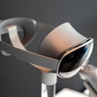 Samsung entra al mercado de la realidad mixta con sus visores Galaxy XR que integran IA, Android, son más ligeros y cuestan la mitad que las Apple Vision Pro  