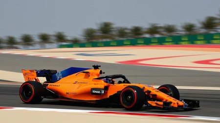 Fernando Alonso se subirá al McLaren en los test de Baréin y Carlos Sainz tendrá que cambiar su motor