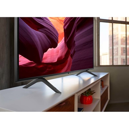 El televisor Samsung QE65Q60R QLED de 65" con aplicación Apple TV está en eBay con envío desde España por 949,99 euros