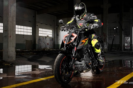 Motos viejas e inseguras: Anesdor se preocupa por el parque de motocicletas español y pide reformas fiscales