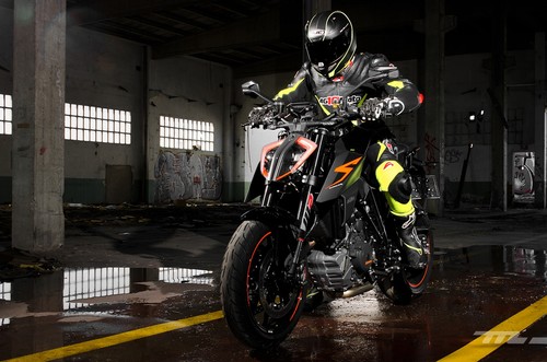 Así es la KTM 1290 Super Duke R, una bestia austriaca con 177 cv de demolición