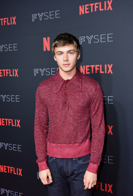 Miles Heizer El Actor De 13 Reasons Why Es El Icono Definitivo De Las Tendencias Retro