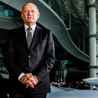 Ron Dennis vende su participación en McLaren y así termina su evicción de la compañía que levantó 