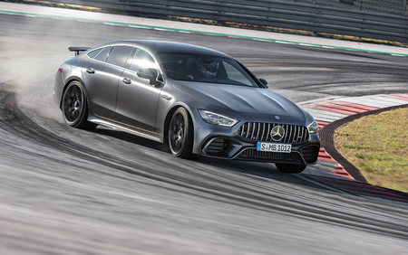 ¡Se viene batalla! Mercedes-AMG ya amenaza con quitarle el récord al nuevo Porsche Panamera en Nürburgring