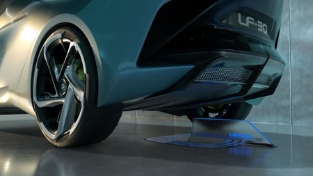 Goodyear desgrana las ventajas de sus futuros neumáticos para coches eléctricos... que ya calzó el Lexus LF-30 'en secreto'