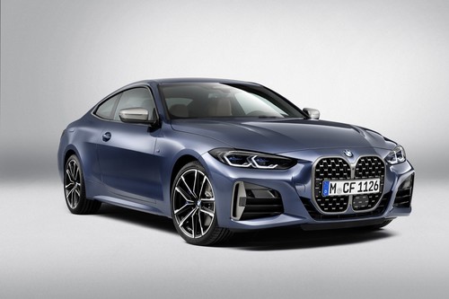 El nuevo BMW Serie 4 Coupé esconde un coche mild hybrid de hasta 374 CV detrás de dos enormes (y polémicos) riñones