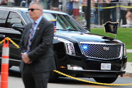 Tiene reserva de sangre y 20 cm de blindaje: así es el auto en el que Biden se moverá en México