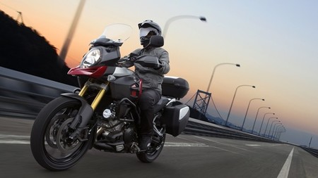 Suzuki V-Strom 1000 ABS 2014, tres versiones disponibles
