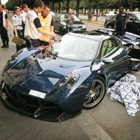 Dolorpasión™: el Pagani Huayra Pearl destrozado en París