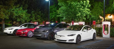 Tesla Model S Tesla Model X