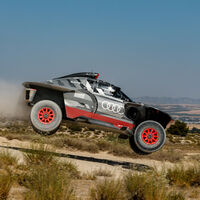 Carlos Sainz ya tiene lista su nueva bestia para luchar en el Rally Dakar 2023 y es más ligera y eficiente