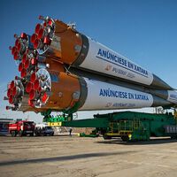 El programa espacial ruso necesita un milagro económico, así que Putin acaba de legalizar la publicidad en los cohetes