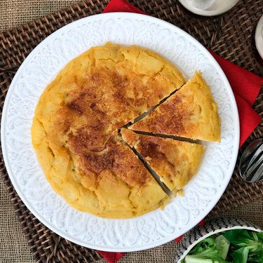 Tortilla de patatas vegana, una receta sin huevo más que sorprendente