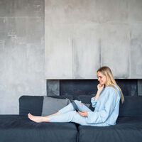 Hay ricos tan aburridos con su propia vida que ya empezaron a pintarse humedades falsas en sus casas