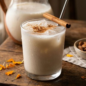 Cómo hacer agua de horchata de guayaba cremosita: una receta fácil y refrescante para acompañar tus comidas 