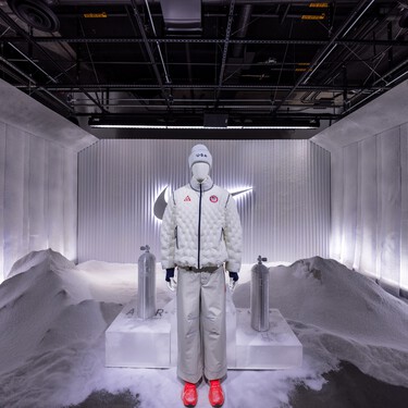 La chaqueta más futurista de Nike llega para confirmar una cosa: la próxima gran innovación en la moda es que sea funcional