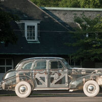 No servía para nada, pero como la industria había descubierto el plexiglas Pontiac hizo en 1939 el primer 'coche fantasma'