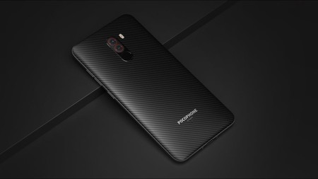 Xiaomi Pocophone F1 de 128GB a precio de 64GB: 305,99 euros con envío gratis