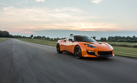 Lotus vuelve a tener beneficios por primera vez desde los años 70