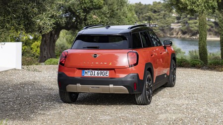 Mini Aceman Exterior