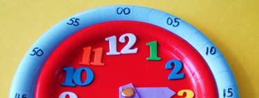 Con esta preciosa manualidad los niños aprenderán cómo funciona un reloj y a diferenciar las horas 