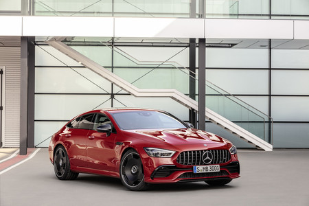 Mercedes-AMG GT 43 4-Door, una versión más accesible, que de accesible sólo tiene el nombre