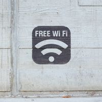 Si te preocupa la seguridad de tu móvil, evita utilizar conexiones Wi-Fi públicas para no poner en riesgo tus contraseñas