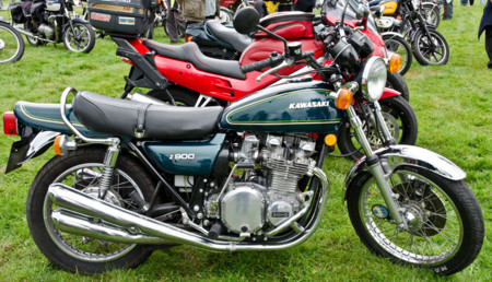 Kawasaki Z900RS, nombre protegido