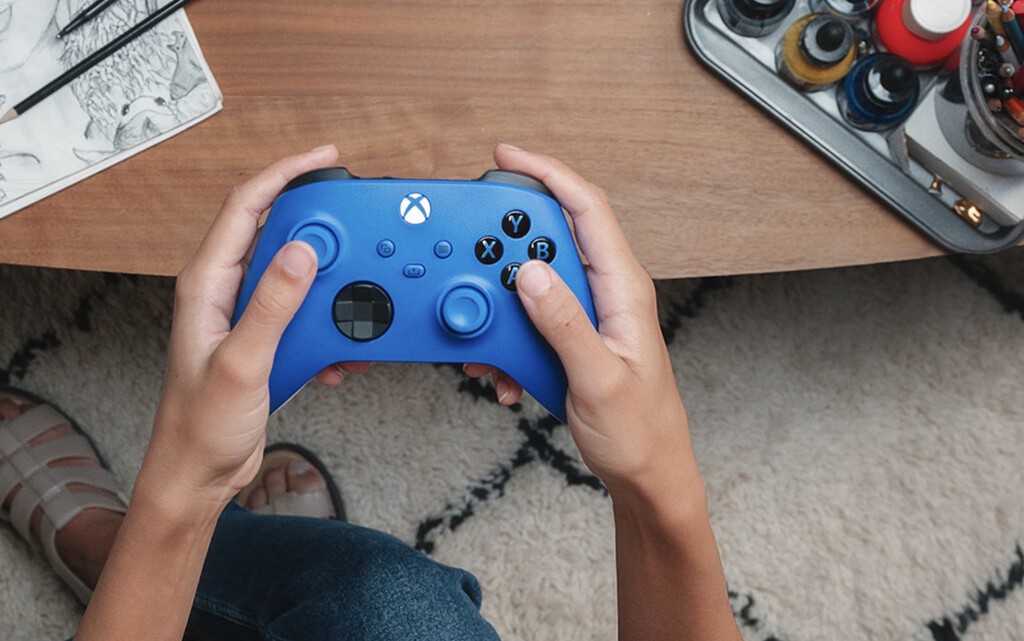 El rebajón histórico del mando de Xbox me confirma algo que ya sabía: nunca tengo (ni tendré) suficientes en mi setup 