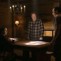 El raro final de 'Widow's Bay' tiene explicación: su creadora desgrana el último episodio y ya calienta motores para la segunda temporada 