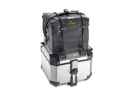 La bolsa T511 sobre la maleta OBK42a