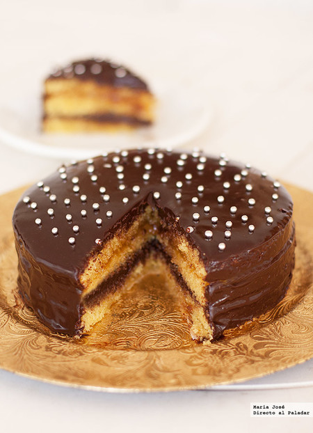 Cómo hacer un bizcocho de naranja y chocolate. Receta