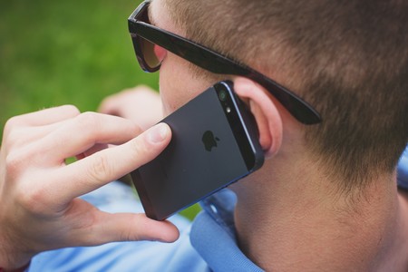 La historia detrás de por qué el operador de telefonía te pide que le des un 9 de nota cuando llamas