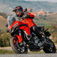 Premium, fabricada en Europa y ultraequipada. La nueva Ducati Multistrada V2 viene a plantar cara a la Yamaha Tracer 9 en la guerra de las trail asfálticas