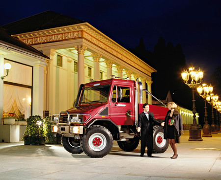 Cuánto más bestia, mejor: Mercedes-Benz Funmog, el enorme e industrial Unimog pensado para salir de marcha