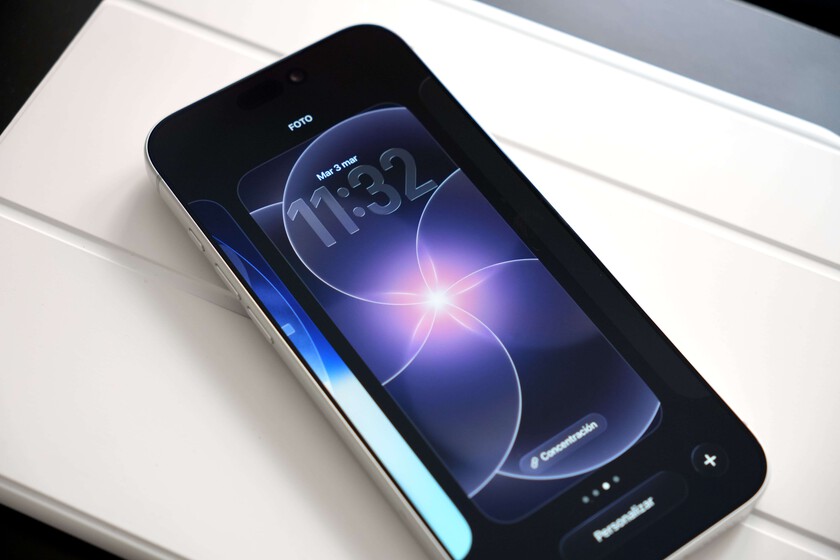 Ya puedes descargar los fondos de pantalla oficiales del iPhone 17e gratis y en alta resolución