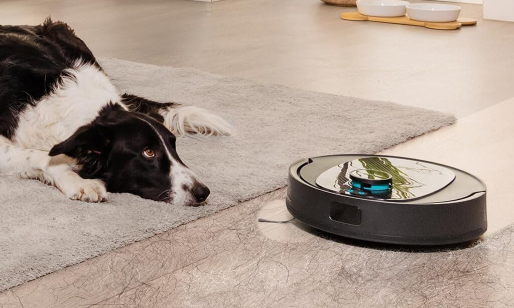 Esta Conga es perfecta para hogares con mascotas: con 5.000 Pa, casi 4 horas de autonomía y base de autovaciado 