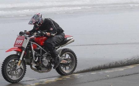 A 200km/h por la playa