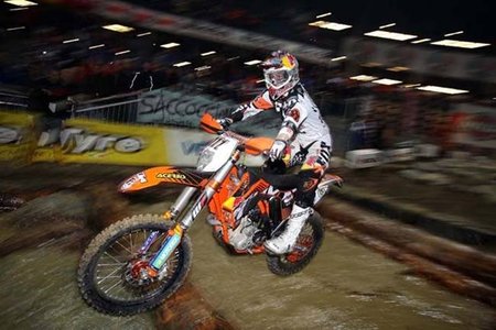 Tadeusz Blazusiak vence el SuperEnduro de Génova