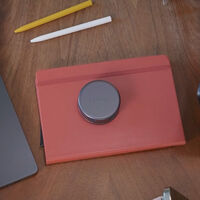 Si utilizas un MacBook para trabajar o estudiar, atento: lo nuevo de Satechi es un hub magnético con un diseño impecable 