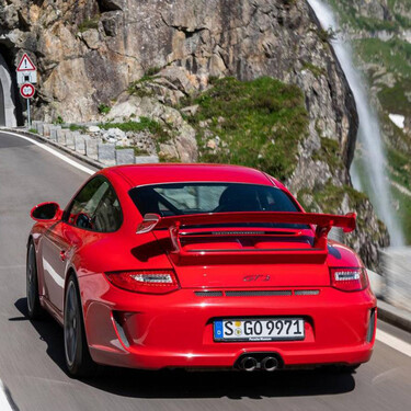 Porsche patenta el ‘Modo Túnel’: una macarrada para escuchar el sonido del motor en todo su esplendor al pasar por un túnel