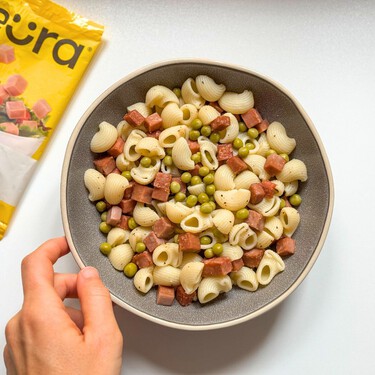 Probamos los nuevos daditos de proteína vegetal de Heura: un sustituto del jamón para ensaladas y salteados de verduras