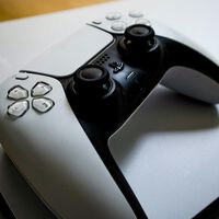 Las SSD siguen subiendo de precio, así que Sony propone una solución: que los juegos pesen poquito 