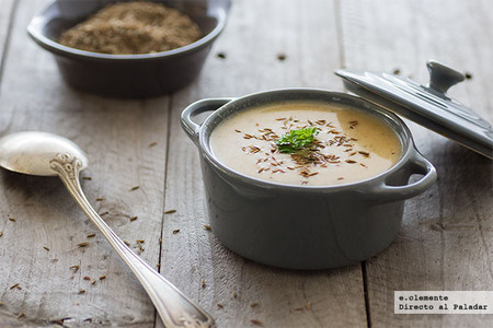Crema de coliflor asada con comino. Receta