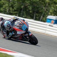 Marcel Schrotter retiene a la armada italiana de Moto2 con el mejor registro del viernes en Misano