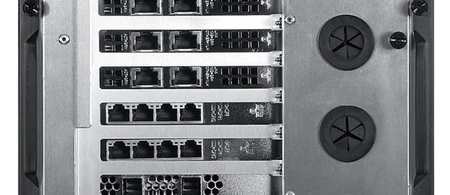 ルマフォージの背後