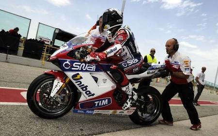 Superbike Aragón 2012: Carlos Checa a por la victoria de nuevo